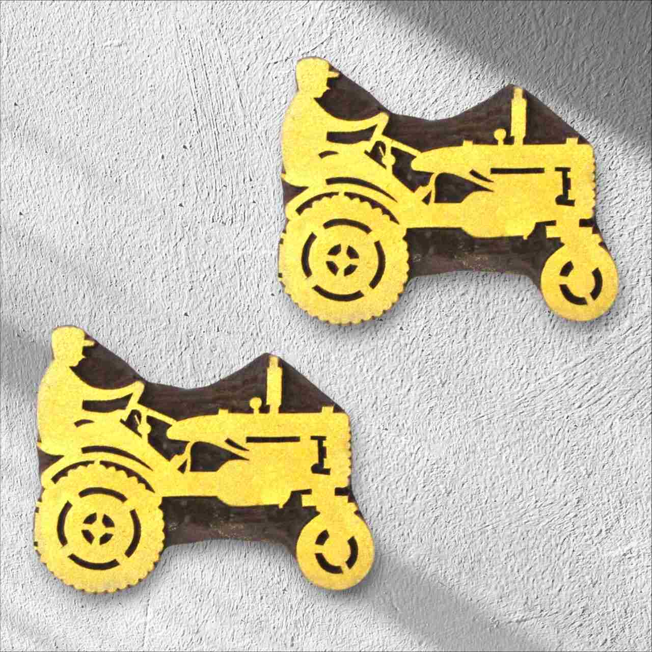 Transform your home with our stunning handicrafts wooden tractor wall decor , carefully crafted to add a touch of warmth and character to any room.