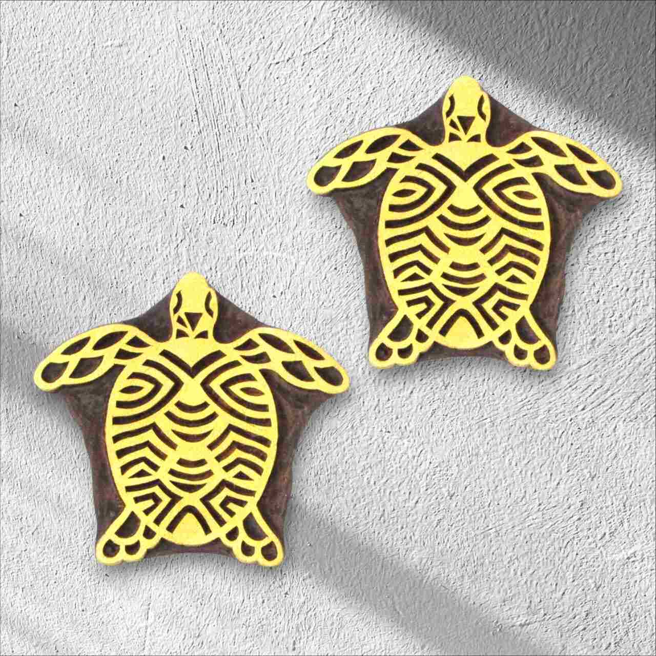 Transform your home with our stunning handicraft tortoise wall hanging decor , carefully crafted to add a touch of warmth and character to any room.