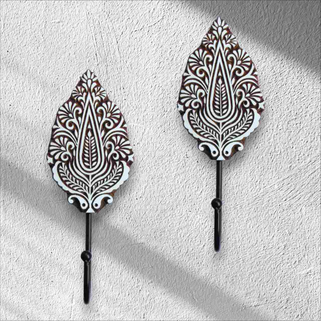 Our Wall hanger buta design feature, and handcrafted carvings, offering stylish and functional solutions to suit your specific needs
