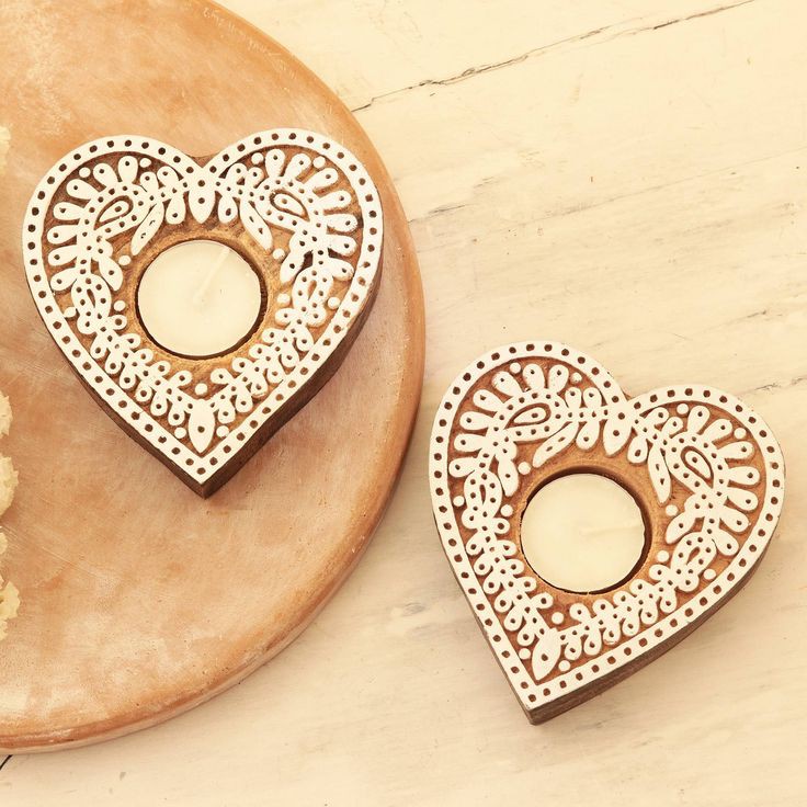 Wooden tea light candle holder hand carved heart shape design (set of 2 pieces)
