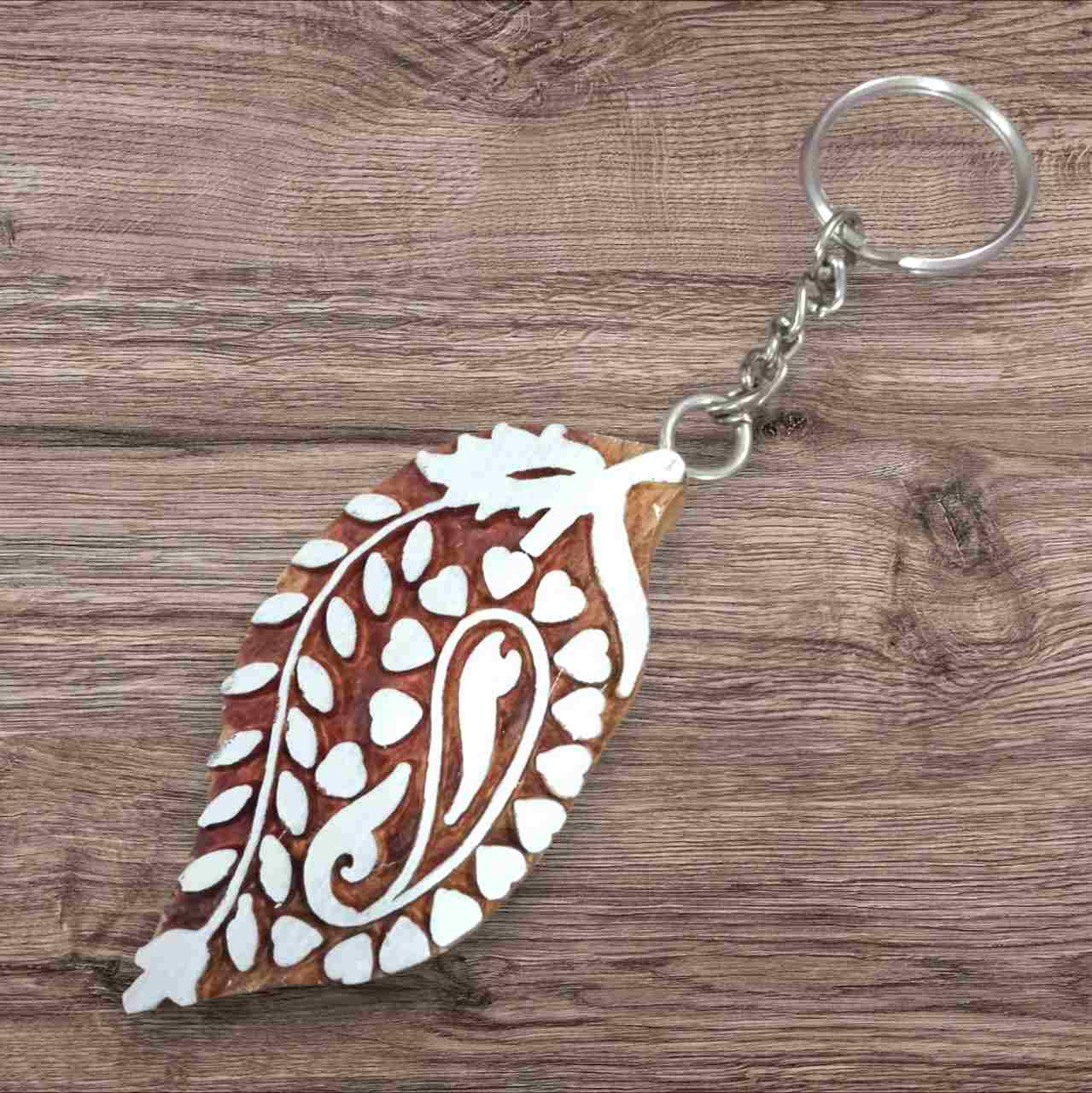 Elevate your style with wooden key chains buti design for bike —perfect for gifts or personal use. Unique designs, durable, and eco-friendly. Shop now!