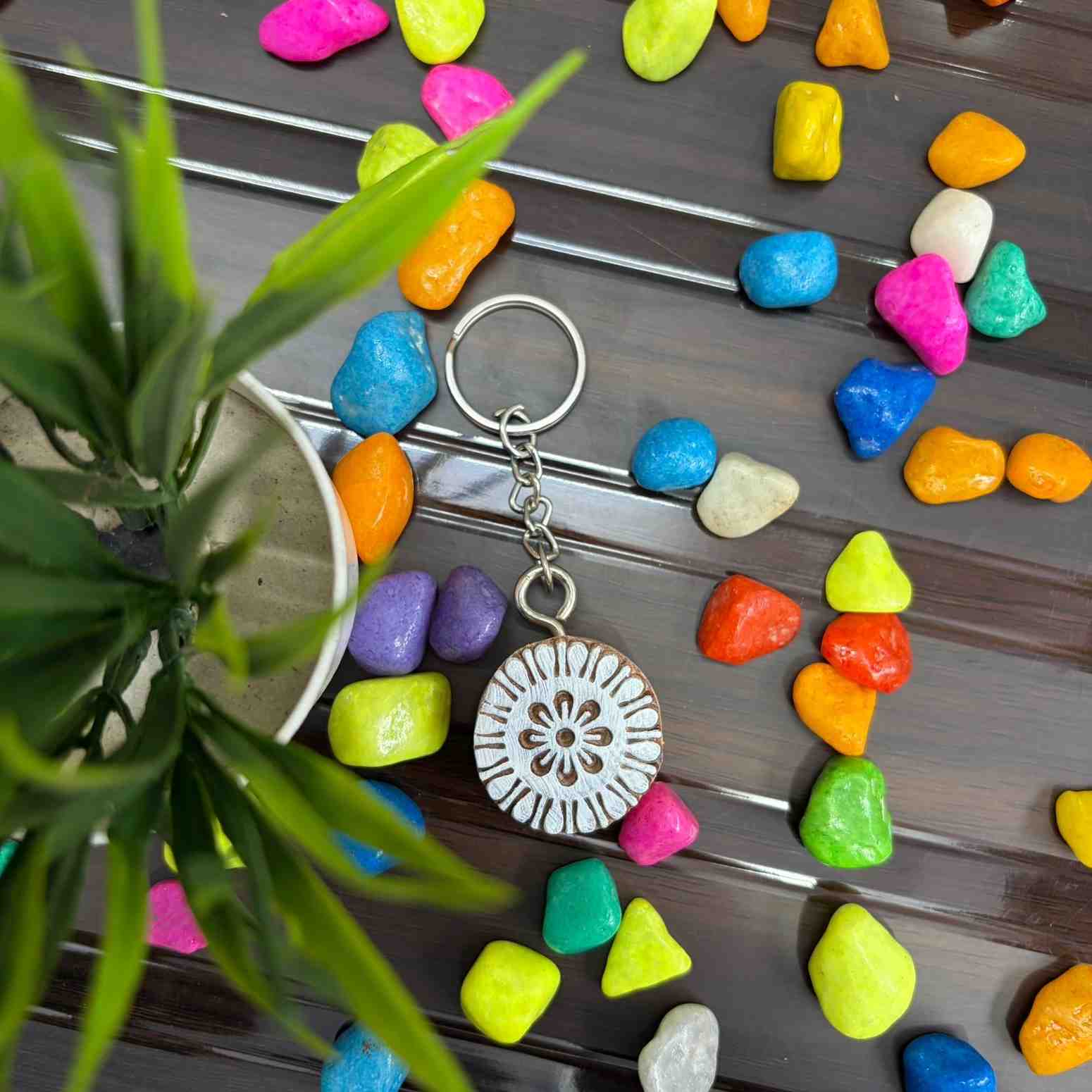 Elevate your style with key Chains round shape for bike —perfect for gifts or personal use. Unique designs, durable, and eco-friendly. Shop now!