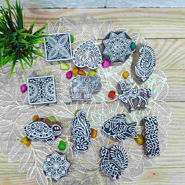 Animals wooden printing stamps set of 13 pieces - Image 2