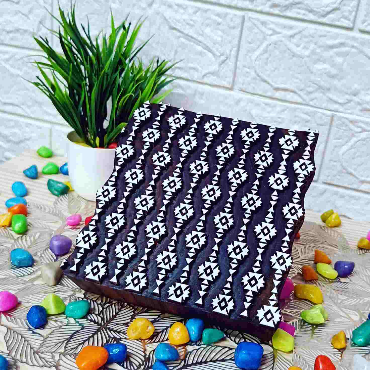 Our collection of handicrafts Single geometrical design jaal, featuring intricate designs and patterns for fabric textile printing, paper crafting