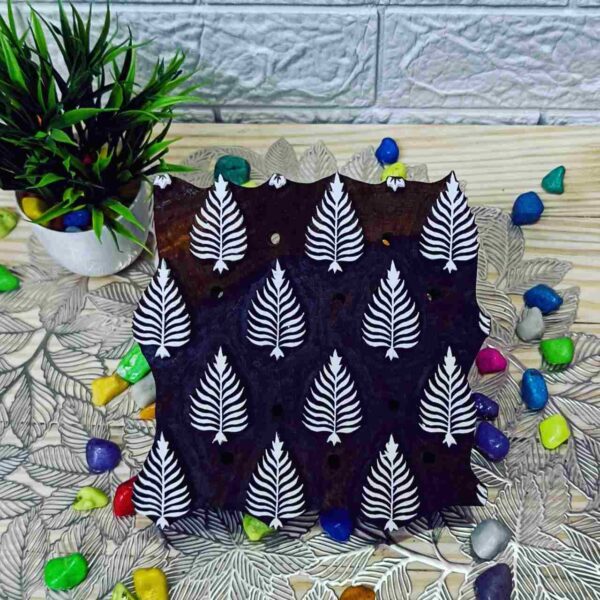 Booti jaal border block for crafting and textile printing - Image 2