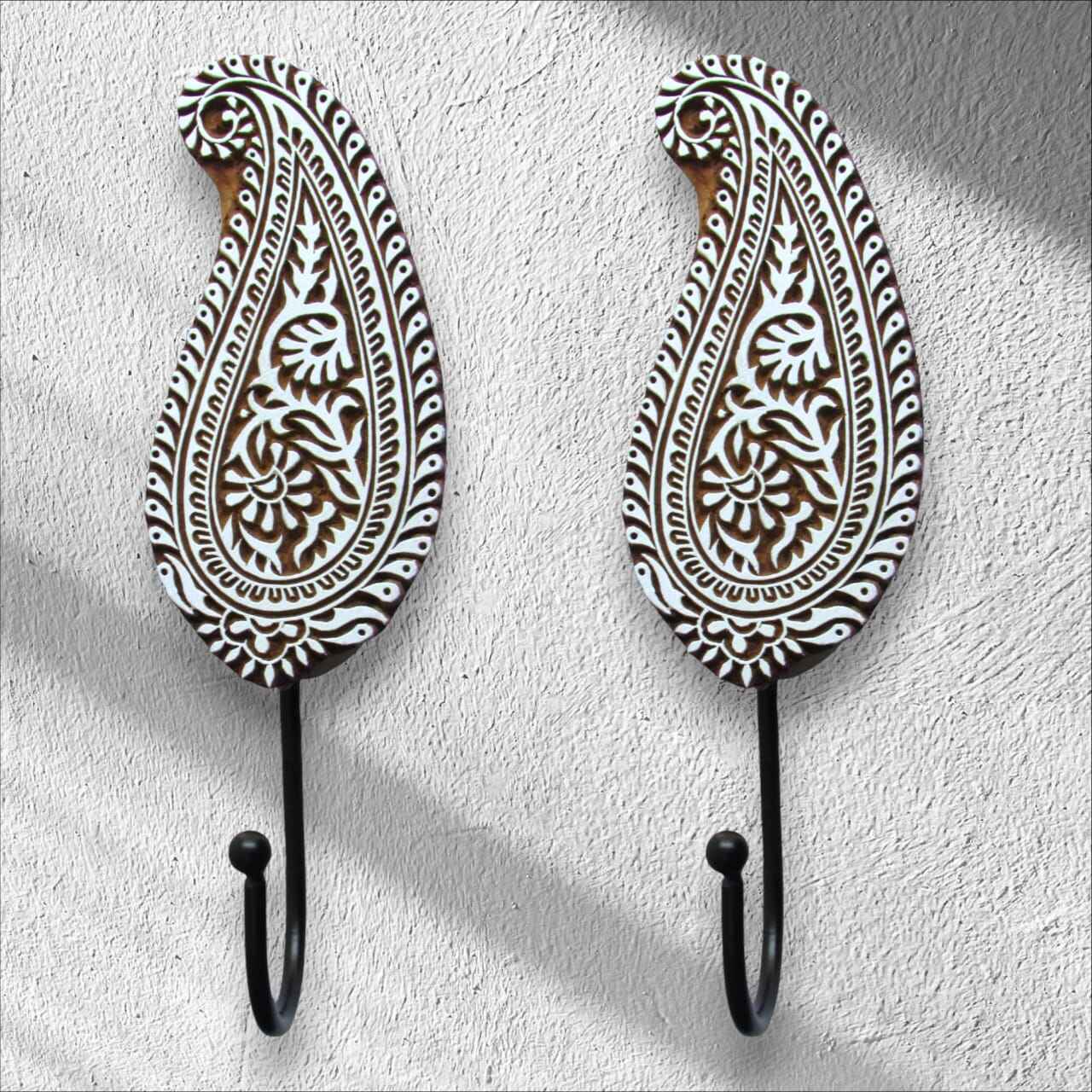 Our Wall hanger kairi shape feature diverse designs, and handcrafted carvings, offering stylish and functional solutions to suit your specific needs