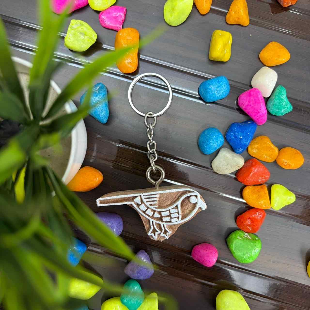 Elevate your style with carving key chains bird design for bike —perfect for gifts or personal use. Unique designs, durable, and eco-friendly. Shop now!