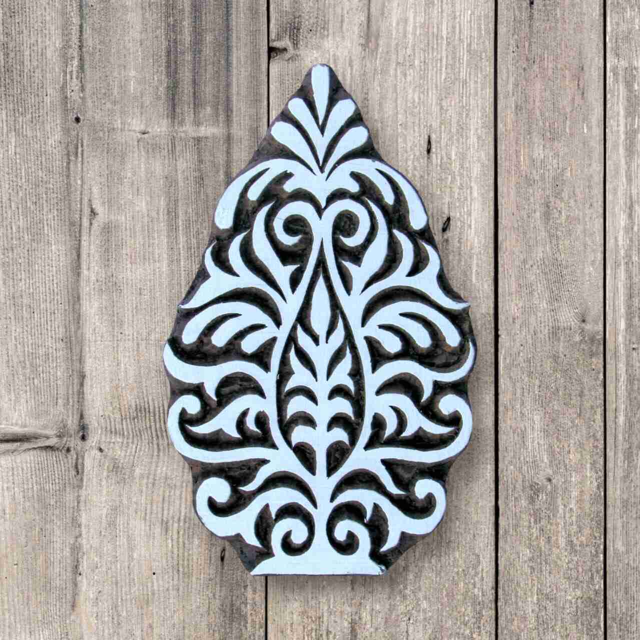 Handcrafted Printing Block Plant and high-quality wood blocks print on fabric, paper, clay, mehndi, use on any other surface